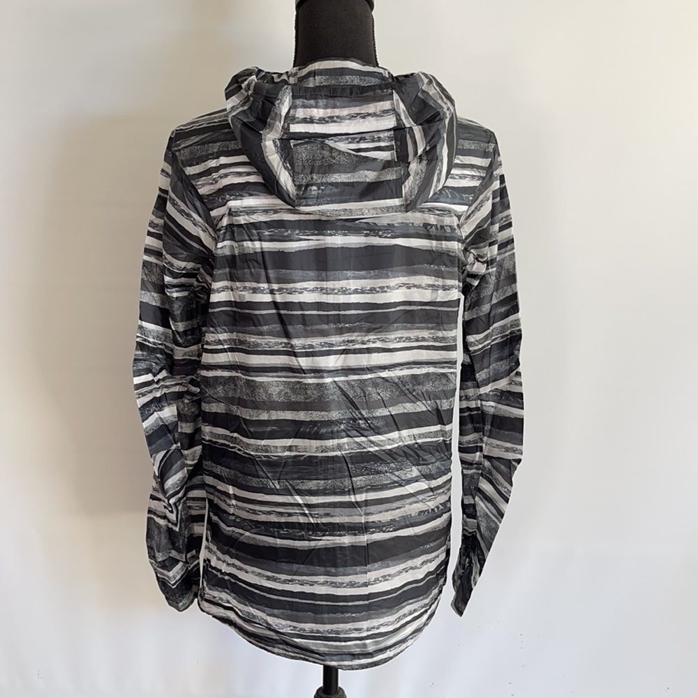 Lululemon Axiom Jacket *camo print - Picture 10 of 12